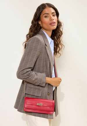 Lipsy, BUCKLE OCASSION CROSS-BODY BAG - Skuldertasker - gold