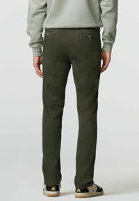 Meyer Chinos - oliv