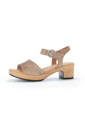 Platform sandals - beige