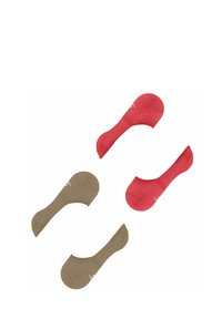 Twee paren lage sokken: één in effen rood, één in effen bruin, beide met een gladde textuur en een ronde teen, met subtiele branding.