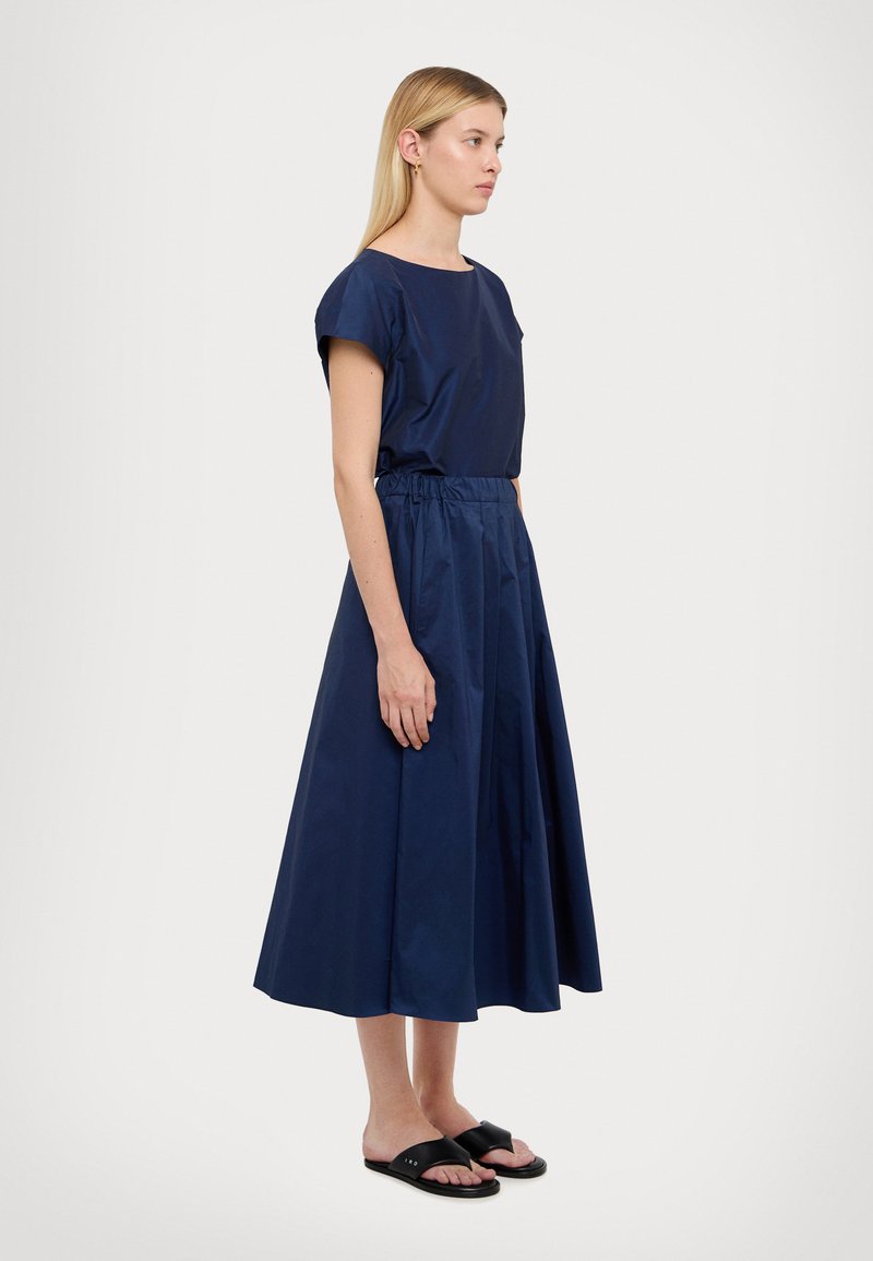 Weekend Max Mara ZARDA - A-line skirt - blu/dark blue - Zalando