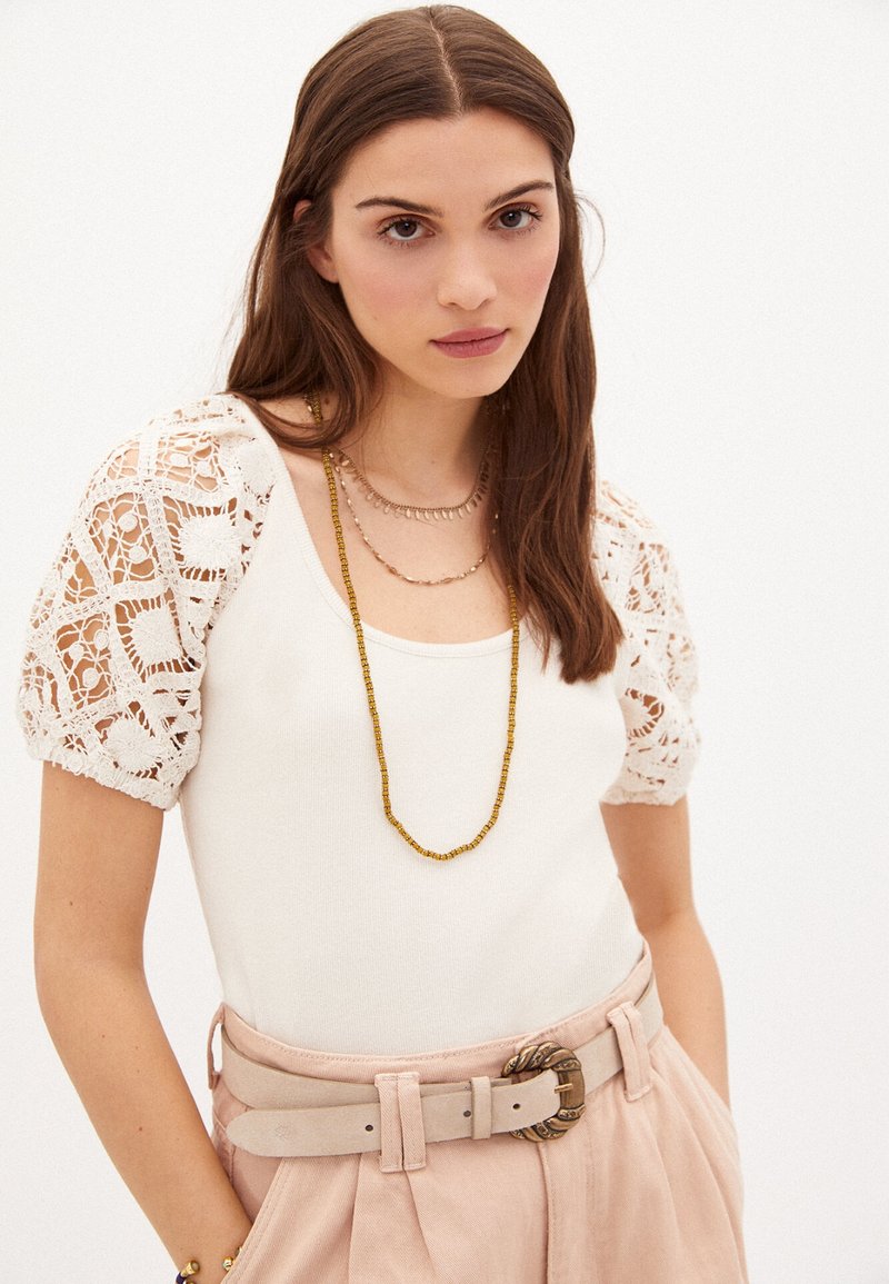 Hoss Intropia CROCHET SLEEVE TShirt basic white/weiß Zalando.de