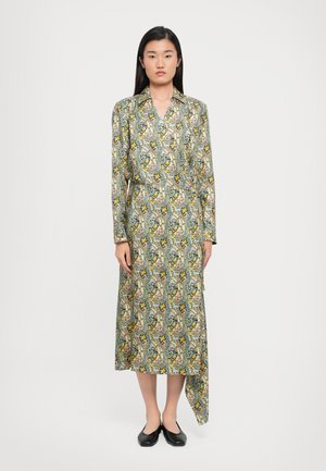 WRAP DRESS - Hverdagskjole - blue