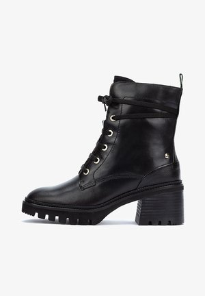 Pikolinos, Bottines à lacets - black