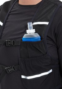 Endurance Liivi - black