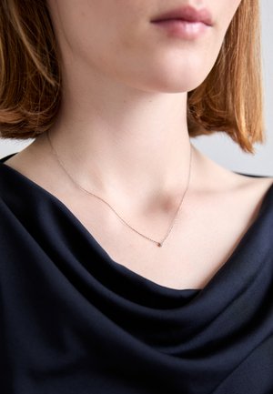 ONE COLLIER - Kaelakee - white gold-coloured