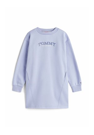 Lys lilla sweatshirtkjole med runde halsudskæring, lange ærmer, sidelommer og broderet "Tommy Hilfiger" logo i blå og hvid på forsiden.