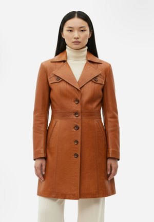 Ricano LUCY - Korte frakker - cognac