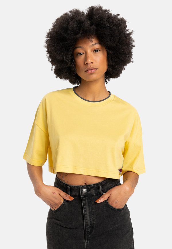 MAXI - KÜRZERES - Print T-shirt - yem