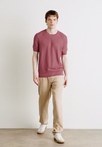 BOSS DALON - T-shirt basic - open red