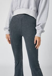 PULL&BEAR Pantalon classique - black