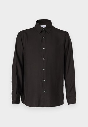 Musthave musta pikkade varrukatega särk, mis on valmistatud siledast kangast, painduva nööbiga esiosa, näpuja krae ja ümar hem, millel on kontrastsed nööbid.