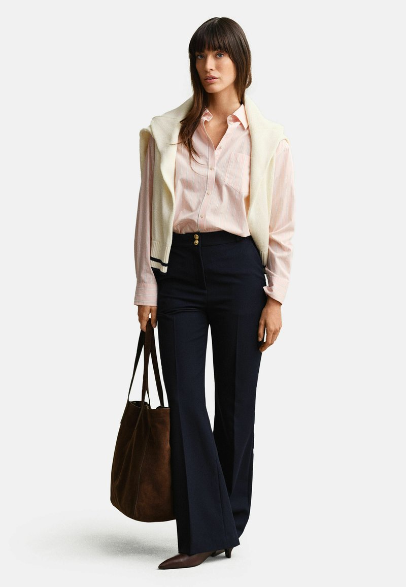 GANT RELAXED FIT CLASSIC STRIPED - Košilová halenka - apricot pink