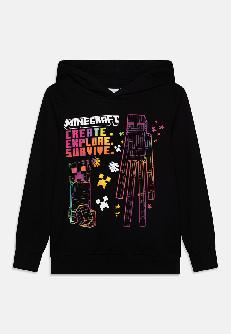 Čierna mikina s farebnou grafikou Minecraft a textom "VYTVÁRAJ OBJAVUJ PREŽI", zobrazuje pixelované postavy a tvary.