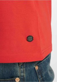 Rocawear T-shirts med print - red