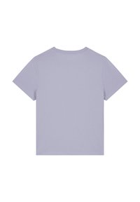 Licht paarse t-shirt met korte mouwen, ronde hals, gemaakt van zachte katoen, met een gladde textuur, een effen achterkant en zonder versieringen.