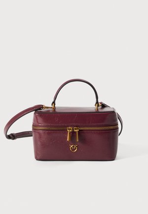 Pinko, VANITY SOFT MINI - Дамска чанта - bordeaux/gold-coloured