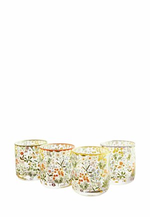 Fire klare drikkeglas med farverige blomsterblade og guldkant, arrangeret i en række på hvid baggrund.