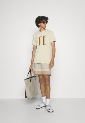 ENCORE - T-shirt print - oyster gray/dark sand