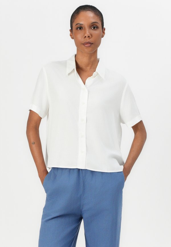 WOVEN BLOUSE - Button-down blouse2