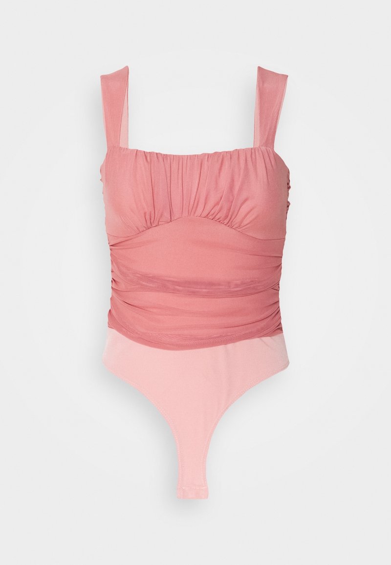 Bañador rosa con un corpiño recogido, tirantes anchos y un efecto ombré difuminado. Textura suave con un diseño de pierna alta.