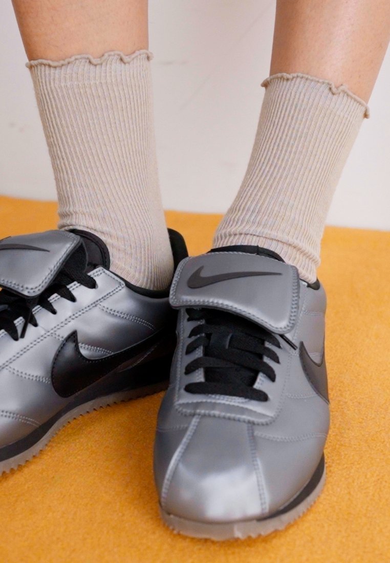 靴 Nike SE CORTEZ Nike Cortez SE Suede 