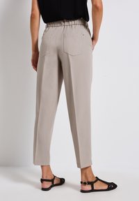 Street One MELANGE-LOOK  - Trousers - beige