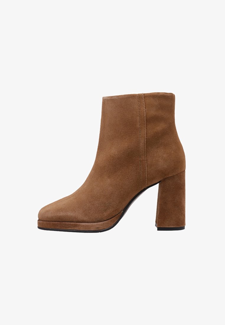 Sandra Fontán LAUREN - Bottines à talons hauts - camel