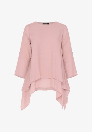 Lyserød bluse med lange ærmer, lagdelt asymmetrisk kant og rund halsudskæring, med en afslappet, flydende pasform.