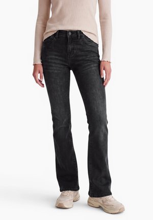 Street One Studio, MID WAIST BOOTCUT JEANS IM SLIM FIT - Bootcut jeans - authentic black washed