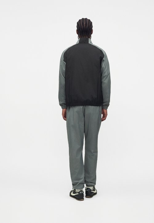 Nike SET - Tracksuit - smoke grey — foto 3