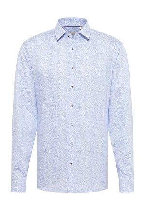 Lichtblauwe blouse met lange mouwen en een paisleypatroon, button-down kraag, knoopsluiting aan de voorkant en contrasterende knopen. Gladde stofstructuur.