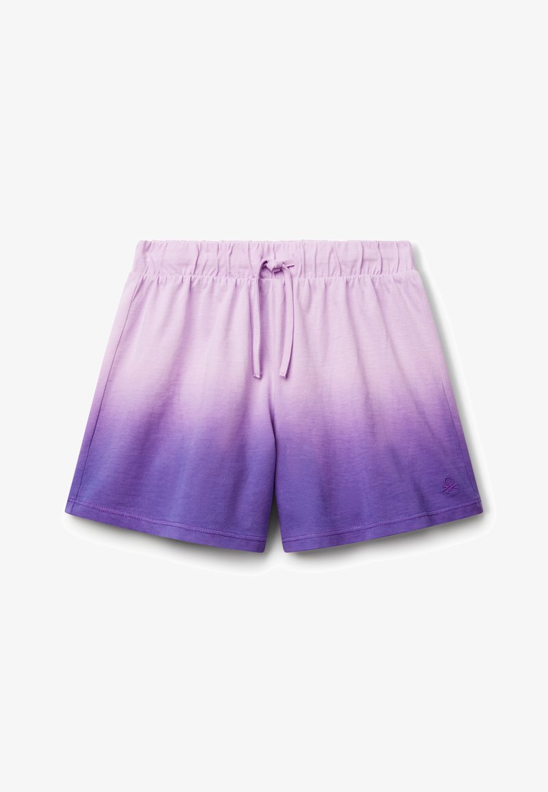 Shorts dégradés violets avec une taille élastique et un cordon de serrage. Fabriqués à partir d'un tissu doux, présentant une texture lisse et sans poches.