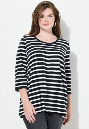 Long sleeved top - black