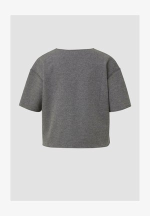 Graues, kurzes T-Shirt, mit kurzen Ärmeln, weicher Textur und dezentem Stretch. Verfügt über einen weiten Halsausschnitt und ein nahtloses Rückendesign. Keine sichtbaren Logos oder Muster.