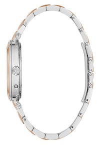 Orologio da polso in metallo con bracciale in acciaio inossidabile argentato, dettagli in oro rosa, cassa rotonda, vetro e maglie testurizzate e lisce.