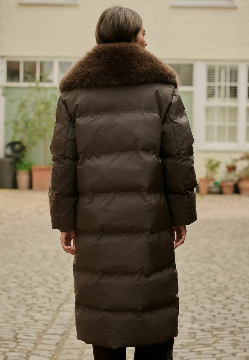 Veste Manteau En Cuir Daim Claire Neuville - Taille XL Marron Chocolat - Occasion Très Bon état