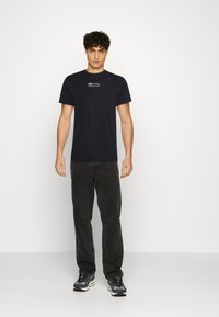 Alpha Industries Triko s potiskem - black