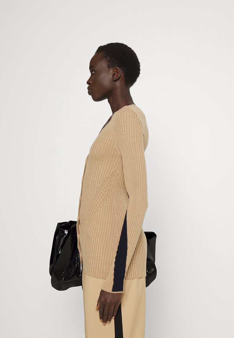 Damen Bekleidung | Victoria Beckham CARDIGAN Strickjacke coffee/navy/braun - CU70208 Damen Bekleidung | Victoria Beckham CARDIGAN Strickjacke coffee/navy/braun - CU70208