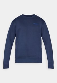 Sudadera de algodón azul marino con mangas largas, escote redondo y un pequeño logo azul en el lado izquierdo del pecho. Presenta un dobladillo y puños acanalados.