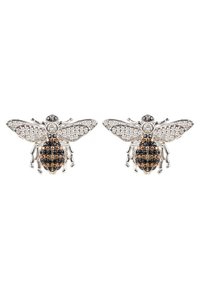 Orecchini a forma di ape in metallo tono argento con ali accentuate da cristalli e un corpo a strisce nere e oro, che mostrano dettagli intricati.