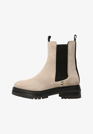 Classic ankle boots - earth