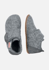Grijze gevoerde slippers met een rubberen zool, voorzien van een zachte bovenkant, klittenbandsluiting en een ronde neus voor comfort.