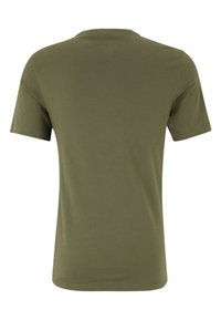 T-shirt a maniche corte verde oliva, scollatura rotonda, realizzato in cotone morbido, texture liscia e senza motivi o decorazioni visibili.