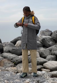 The North Face ZANECK PARKA - Párka - smoked pearl