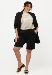 Ulla Popken Shorts - black