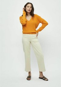 Desires DEGEISHA RIB V-PULLOVER - Pullover - butterscotch