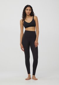 Terranova MODELLANTE A VITA ALTA - Leggings - nero