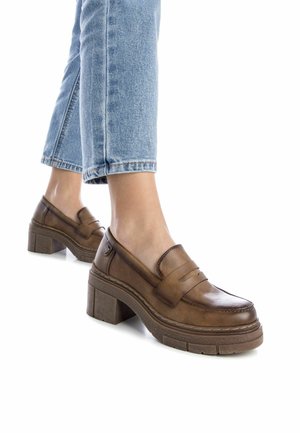 Refresh Zapatos de plataforma - taupe