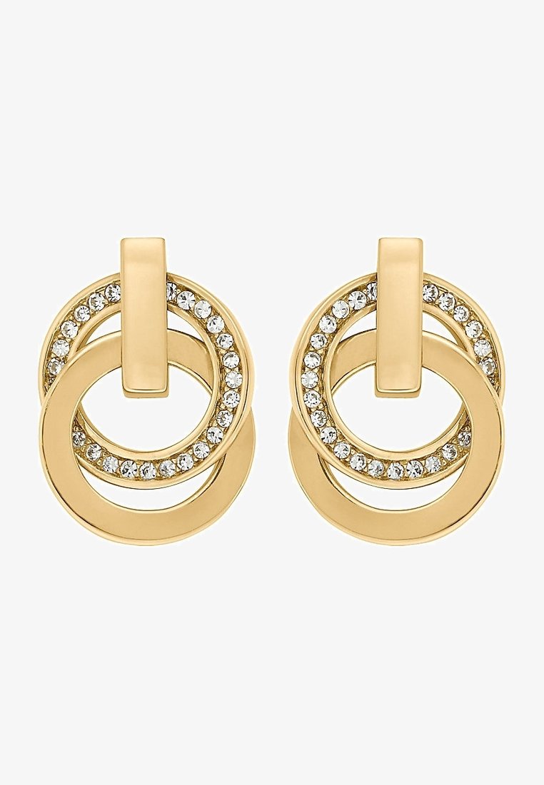 Paire de boucles d'oreilles double anneau doré, un anneau lisse et l'autre orné de petits cristaux clairs, avec des attaches rectangulaires à clous.